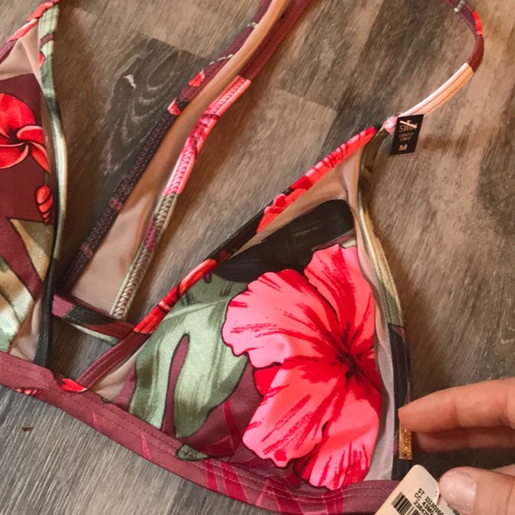 NWT Victoria’s Secret bikini size M - Picture 3 of 3